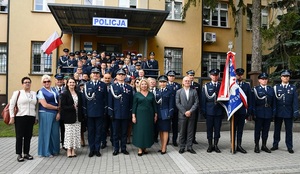 Uroczyste obchody Święta Policji w Węgrowie: Awanse, odznaczenia i podziękowania