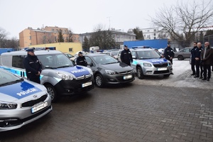 Nowe radiowozy w Węgrowie