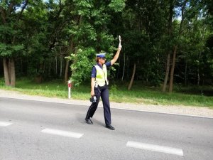 Policyjne działania KSKADA. Policjanci w trakcie służby.