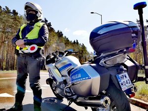 Policjant motocyklista.