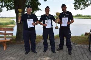 Zdjęcia policjantów uczestniczących w zawodach.