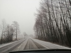 Snieg na drogach.