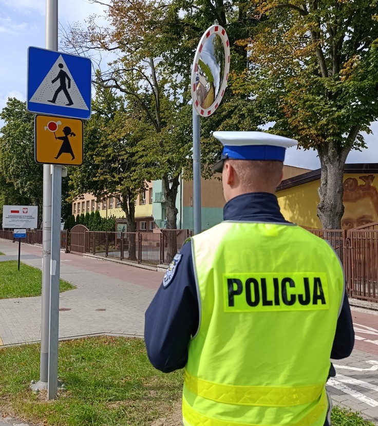 Wzmożone patrole policji w okolicach szkół w powiecie wyszkowskim