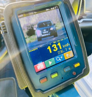 pomiar z prędkości samochodu